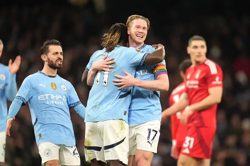 Kevin De Bruyne ghi bàn và kiến tạo giúp Man.City đánh bại Nottingham Forest 3-0 tại Etihad.