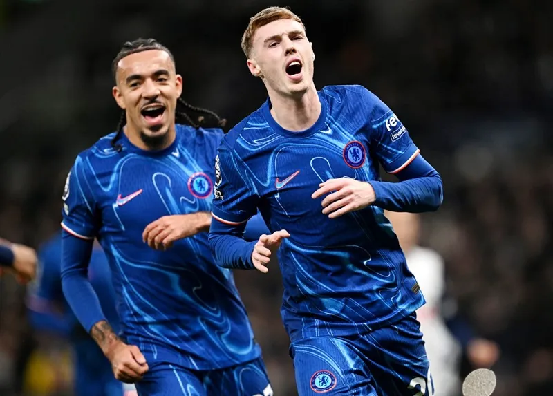 Cole Palmer lập kỷ lục khi ghi bàn trong cả 12 quả phạt đền đầu tiên thực hiện tại Premier League. Chelsea1.jpg