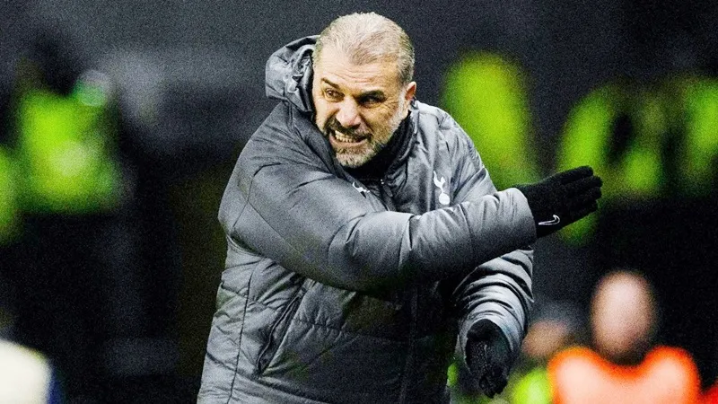 HLV Postecoglou đang chịu rất nhiều áp lực sau một loạt kết quả đáng thất vọng của Tottenham. Tottenham.jpg