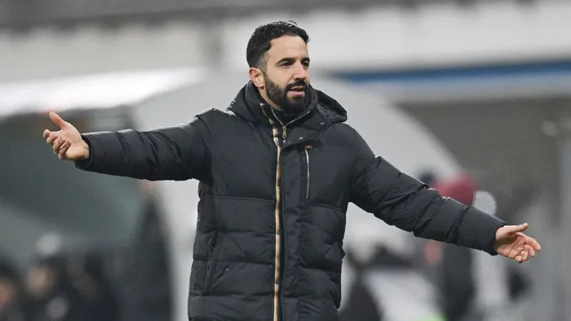 HLV Amorim còn phải giải quyết nhiều vấn đề cho trận derby Manchester tại Etihad và Chủ nhật. Viktoria Plzen1.jpg