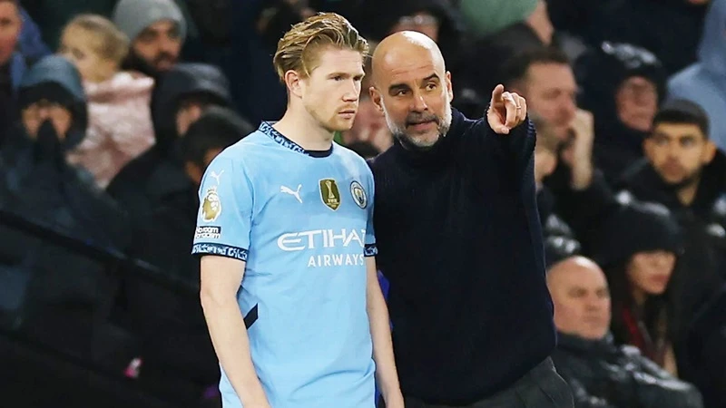 HLV Pep Guardiola cho biết tuổi tác của Kevin De Bruyne là yếu tố quyết định liệu Man.City có gia hạn hay không.