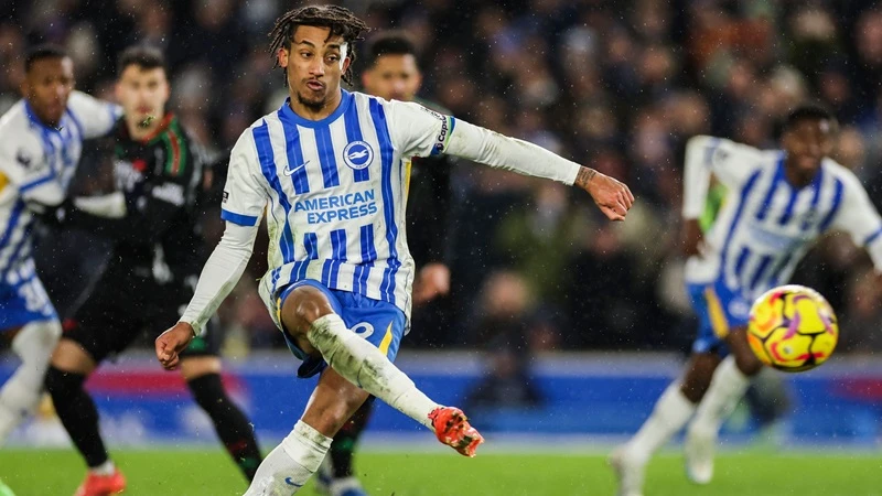 Quả phạt đền của Joao Pedro giúp Brighton cầm hòa Arsenal với tỷ số 1-1.