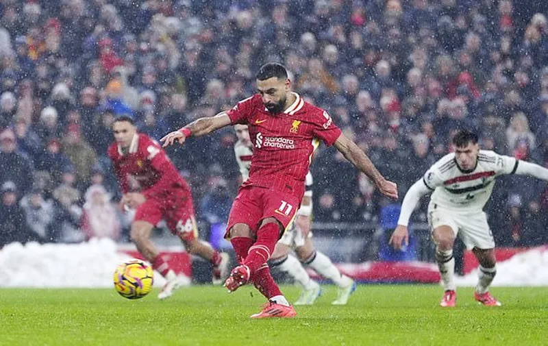 Mohamed Salah tưởng chừng sẽ mang về chiến thắng cho Liverpool khi ghi bàn thứ 13 vào lưới Man.United. Amad Diallo 1.jpg