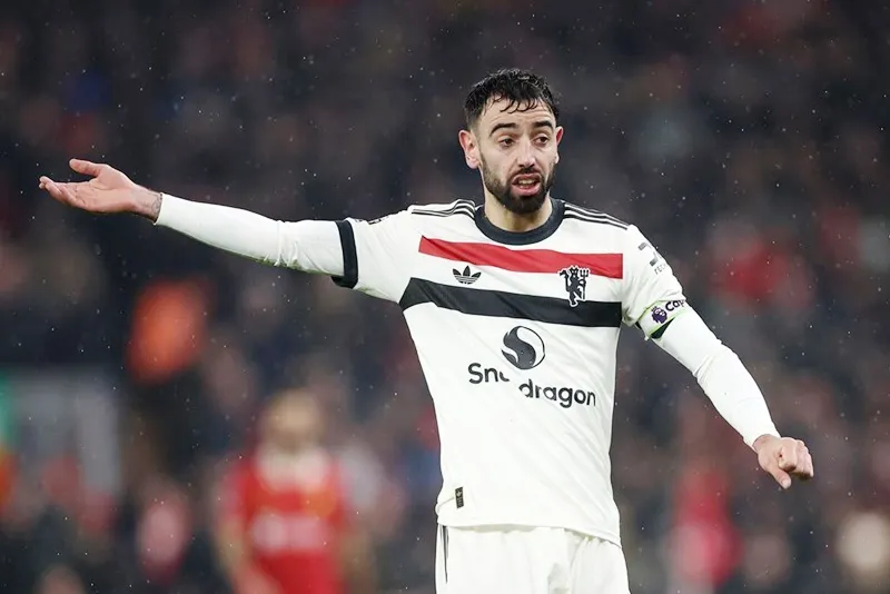 Tiền vệ đội trưởng Bruno Fernandes cũng đồng ý về thực trạng không lý tưởng của Man.United. Bruno Fernandes.jpg
