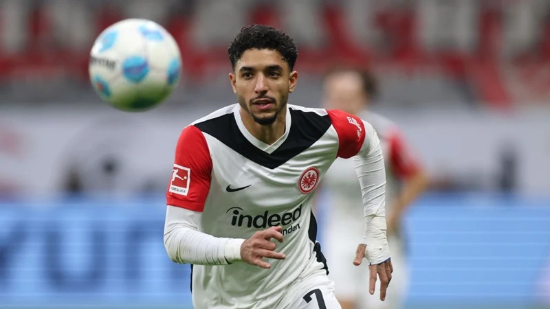 Man.City đang xem xét ký hợp đồng với tiền đạo Omar Marmoush của Eintracht Frankfurt.