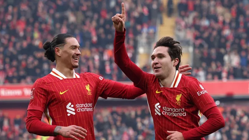 Federico Chiesa đã ghi bàn thắng đầu tiên cho Liverpool trước Accrington. Federico Chiesa.jpg