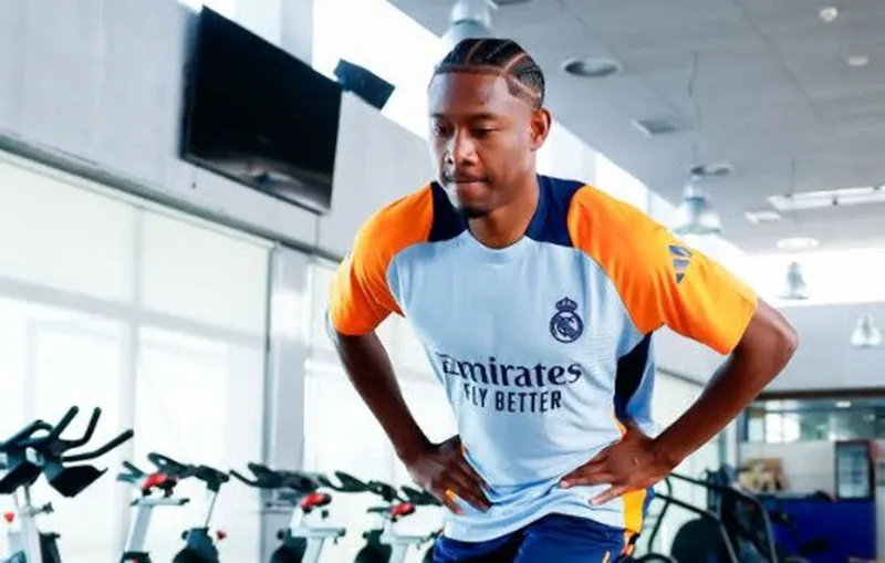 Hậu vệ đa năng David Alaba trở lại hy vọng sẽ giúp cải thiện hàng phòng ngự. David Alaba.jpg
