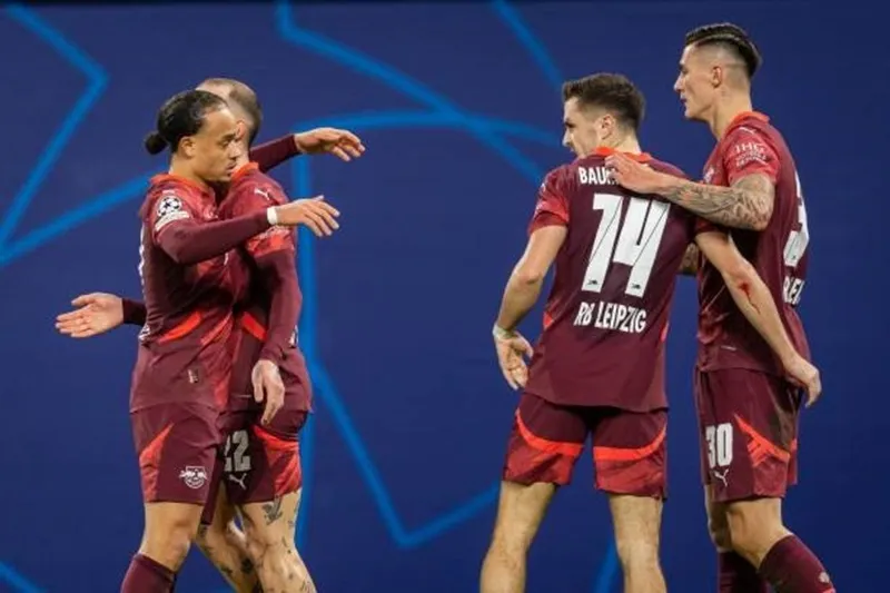 RB Leipzig có 3 điểm đầu tiên sau trận thắng 2-1 trước Sporting CP Leipzig.jpg