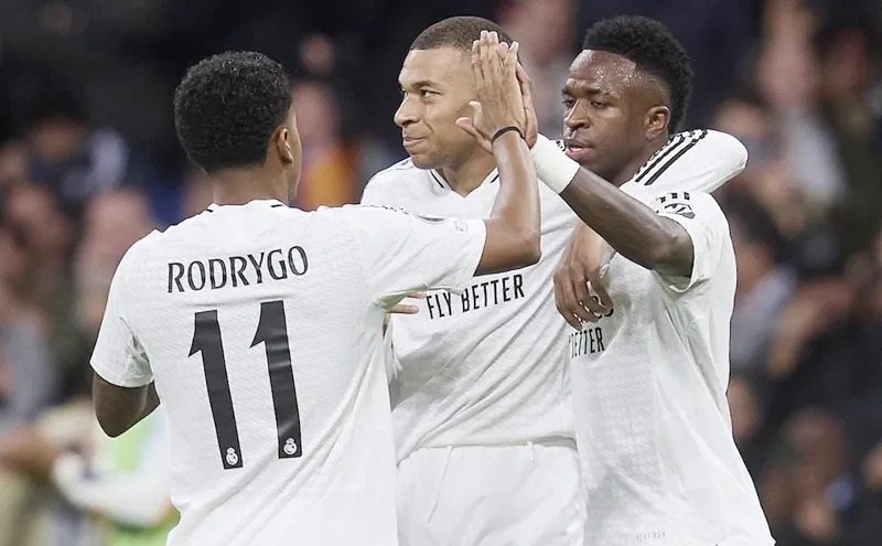 HLV Carlo Ancelotti tỏ rõ sự hài lòng khi hàng tấn công của Real Madrid đang vận hành tốt. Rodrygo.jpg