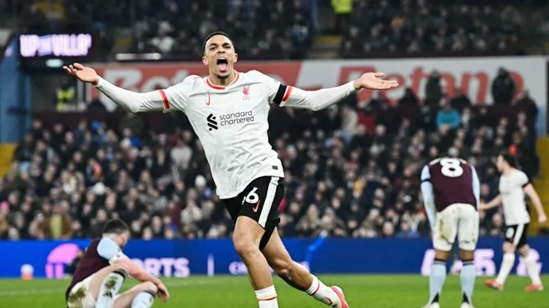 Trent Alexander-Arnold giúp Liverpool giành một điểm quý giá và nới rộng khoảng cách dẫn trước lên 8 điểm. Weah.jpg