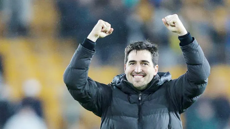 HLV Andoni Iraola đang biến Bournemouth thành một hiện tượng thú vị tại Premier League.