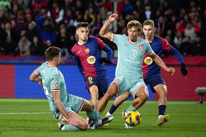 Barca đã bị Atletico đánh bại 1-2 trên sân nhà tại La Liga vào tháng 12 Atletico Madrid.jpg