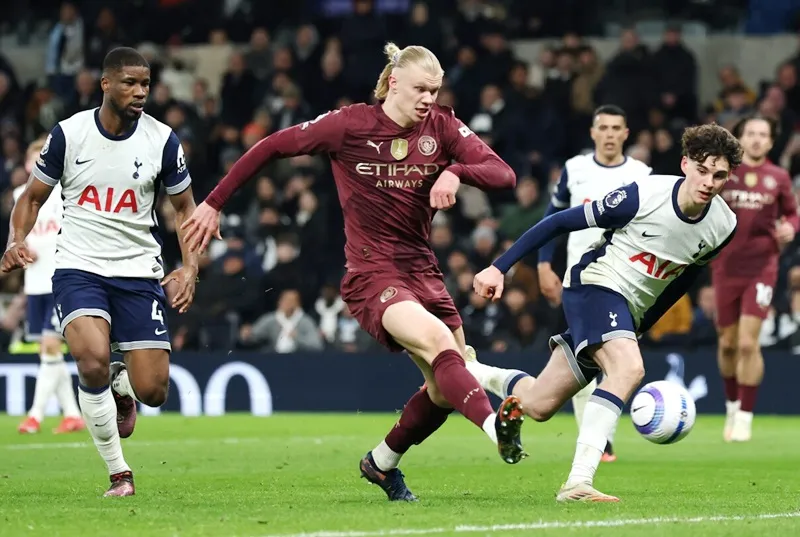 Erling Haaland đã trở lại sau chấn thương và Man.City cũng trở lại với con đường chiến thắng. Erling Haaland.jpg