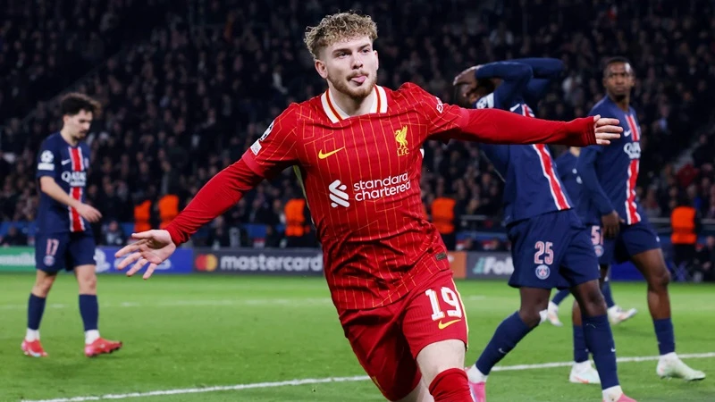 Bàn thắng ở phút 87 của Harvey Elliott giúp Liverpool thắng PSG 1-0 ngay tại Parc des Princes.