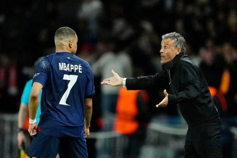 Mbappe ám chỉ việc không được ra sân nhiều ở PSG mùa trước khiến anh bị ảnh hưởng. KYLIAN MBAPPÉ1.jpg