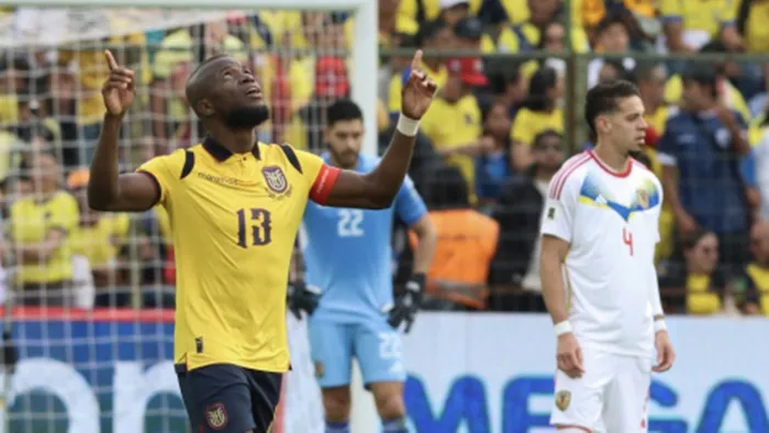 Cú đúp của Enner Valencia đưa Ecuador lên nhì bảng sau chiến thắng 2-1 trước Venezuela. Ecuador.jpeg