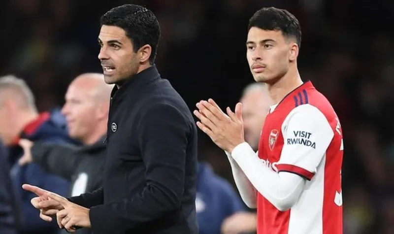 Gabriel Martinelli cho rằng gặp khó khăn trong mùa giải này vì chơi không đúng vị trí.