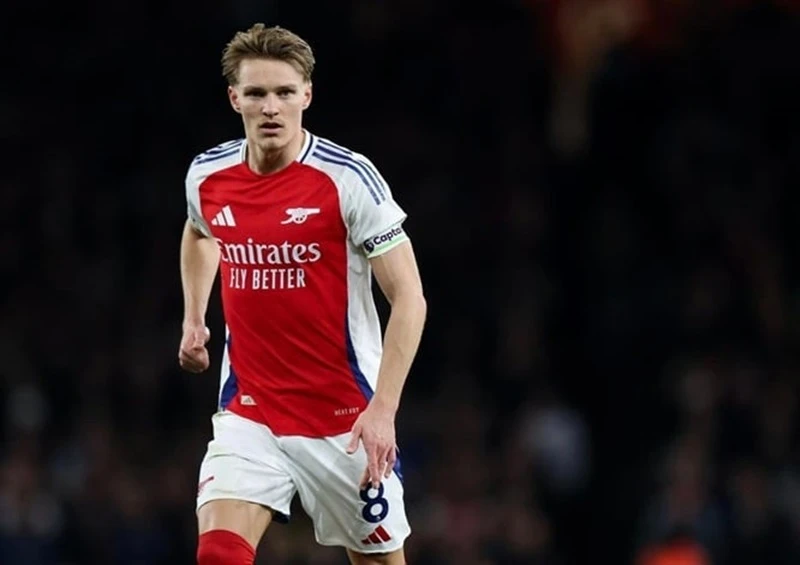 Đội trưởng Arsenal Martin Odegaard quyết lật lược thế cờ