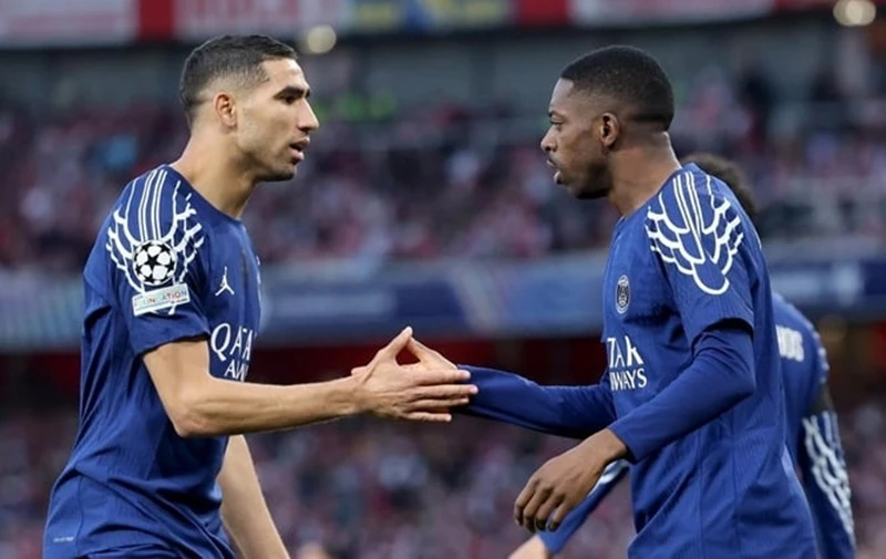 Ousmane Dembele đang 'tiến triển thuận lợi' sau chấn thương gân kheo gặp phải trong trận bán kết lượt đi Champions League với Arsenal.