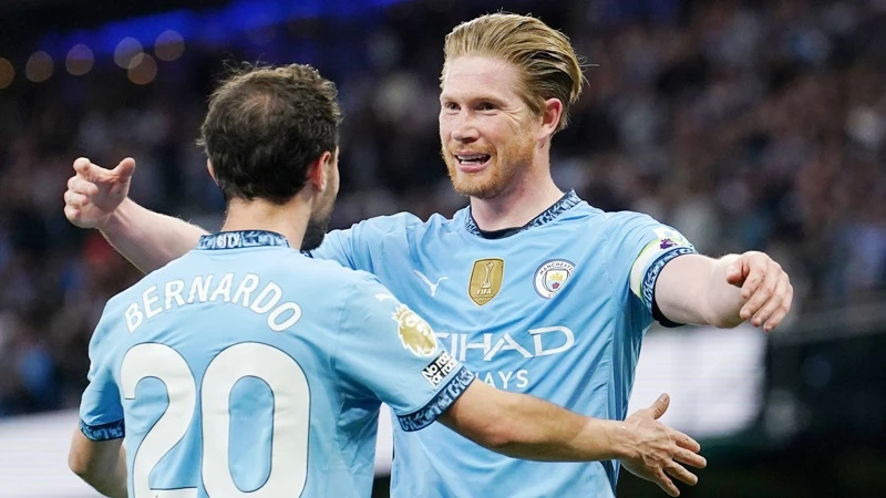 Kevin de Bruyne ghi bàn thắng quyết định trong chiến thắng 1-0 trước Wolves.