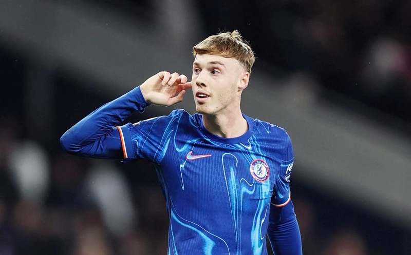 Cole Palmer đáp trả những lời chỉ trích sau khi ghi bàn trong chiến thắng 3-1 của Chelsea trước Liverpool.