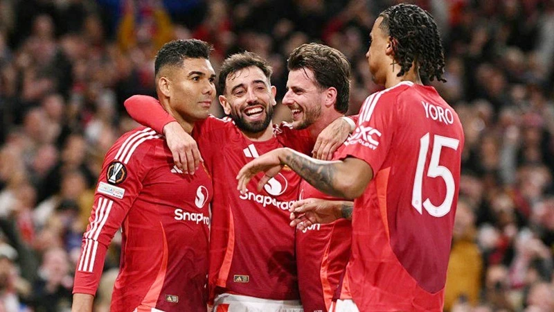 Man.United đánh bại Athletic Bilbao 4-1 trong trận bán kết lượt về tại Old Trafford và giành chiến thắng chung cuộc 7-1.