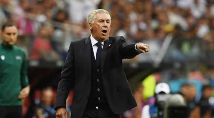 HLV Carlo Ancelotti đã nhận được phản ứng thờ ơ từ người hâm mộ sân Santiago Bernabeu. Carlo Ancelotti.jpg