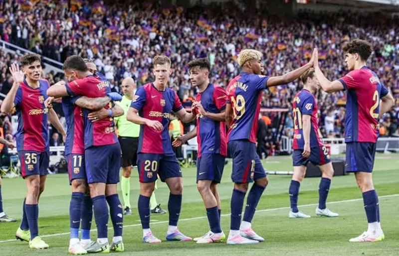 Barcelona vô địch La Liga lần thứ 2 trong 3 mùa giải và là chức vô địch Tây Ban Nha thứ 28.
