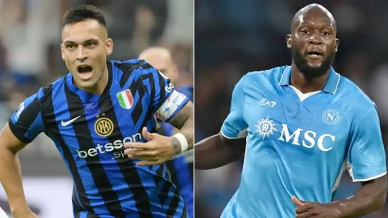 Hai trận quyết định danh hiệu mùa giải Serie A của Napoli (phải) và Inter Milan được chuyển sang đêm thứ Sáu.