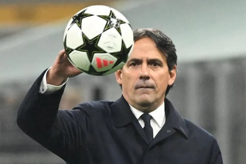 HLV Simone Inzaghi đang trông chờ ghi tên vào lịch sử