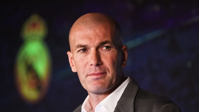 Zinedine Zidane sẵn sàng đảm nhiệm vị trí HLV đội tuyển Pháp sau World Cup 2026.
