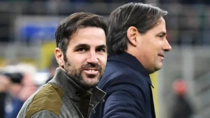 Cecs Fabregas và Simone Inzaghi