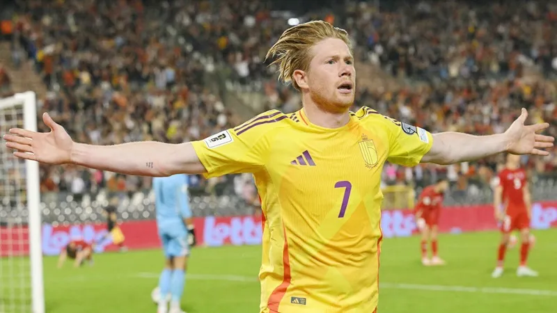 Kevin De Bruyne thể hiện đẳng cấp khi ghi bàn ở phút 88 giúp tuyển Bỉ thắng 4-3 trước Xứ Wales. De Bruyne.jpg