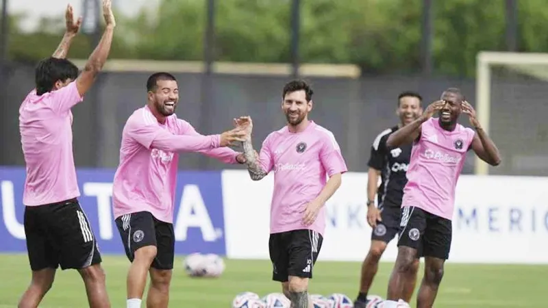 Lionel Messi cho biết giải đấu mang đến cho anh trải nghiệm khác thường khi đội của anh bị đánh giá là kẻ yếu thế. 6ddd3ab9-f594-4a51-98db-6e0109ecd918.jpg