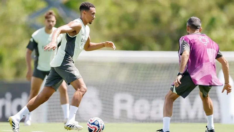 Trent Alexander-Arnold cho thấy sự sẵn sàng trước khi Real Madrid ra mắt FIFA Club World Cup.