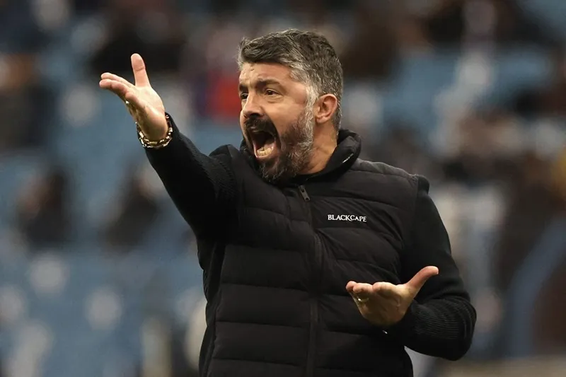 HLV lão làng Arrigo Sacchi lại hết sức hào hứng khi hay tin Rino Gattuso được chọn vào ghế nóng.