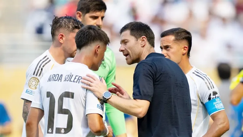 HLV Xabi Alonso kêu gọi sự kiên nhẫn sau khi Real Madrid hòa 1-1 với Al Hilal.