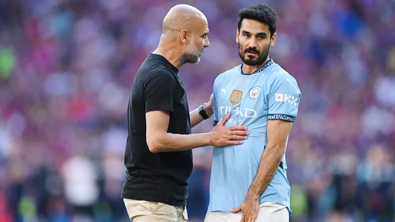 Guardiola cũng đã chia sẻ cụ thể về tương lai của Ilkay Gundogan. Pep Guardiola.jpg