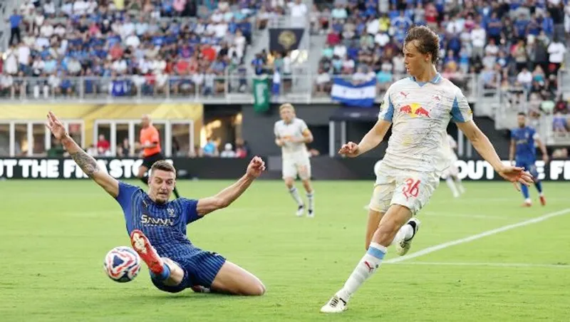 Al Hilal hòa Salzburg 0-0 khiến Bảng H sẽ bước vào lượt đấu cuối để xác định 2 suất đi tiếp.