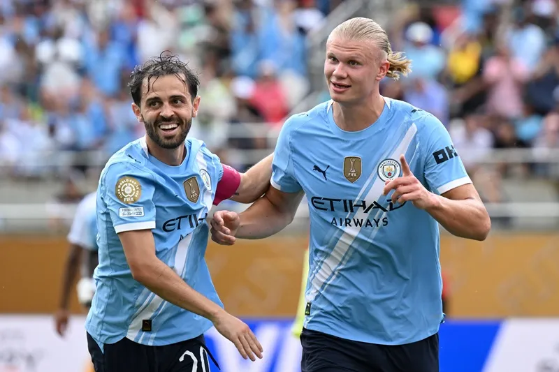 Nhà vô địch châu Âu năm 2023 Man.City là đội duy nhất giành toàn thắng ở vòng bảng. Man City.jpg