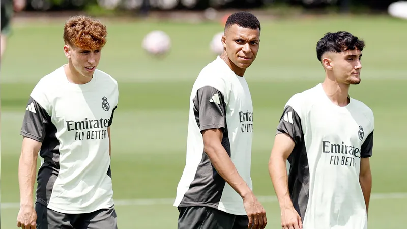 Kylian Mbappe có thể chơi trận đầu tại FIFA Club World Cup khi Real Madrid đối đầu Juventus vào thứ Ba.
