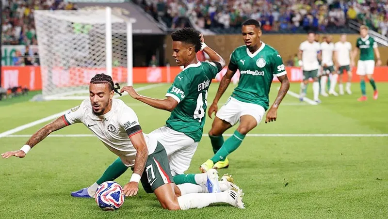 Estevao sẽ chia tay Palmeiras và hoàn tất việc chuyển đến Chelsea vào cuối tháng này. Estevao1.jpg