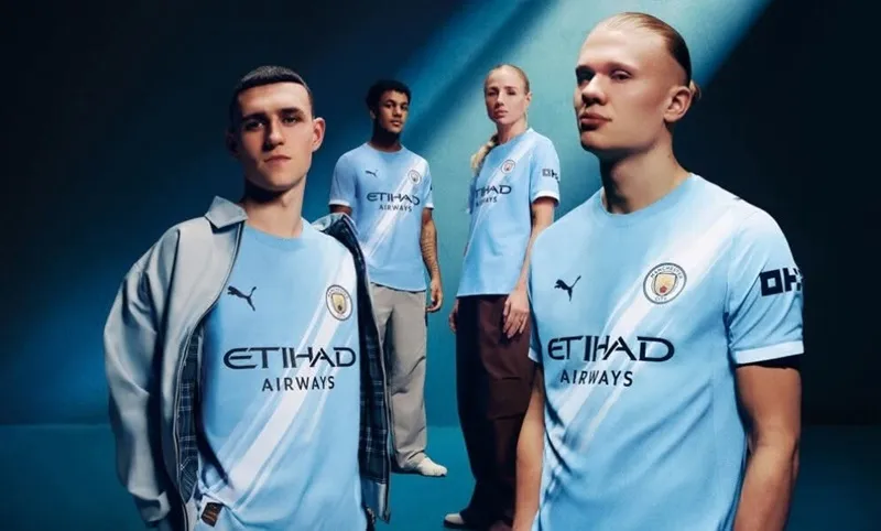 Man.City gia hạn hợp đồng tài trợ áo đấu với Puma có giá trị kỷ lục 1 tỷ bảng (1,35 tỷ USD).
