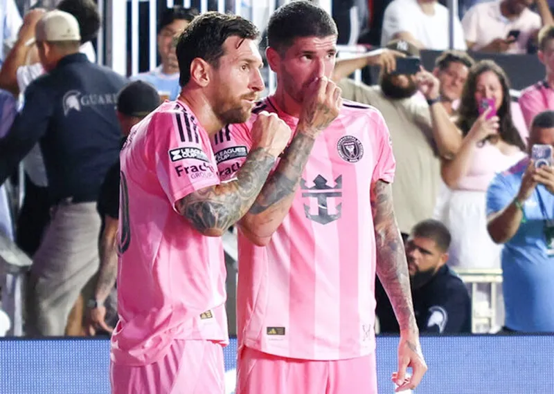 Rodrigo De Paul trở thành đồng đội với Lionel Messi tại Inter Miami.