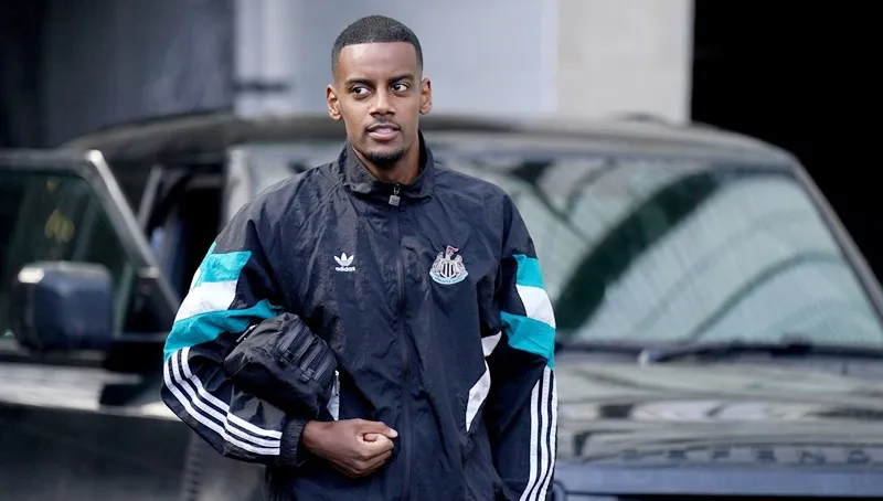 Newcastle đã từ chối lời đề nghị mở màn 110 triệu bảng của Liverpool cho Alexander Isak.