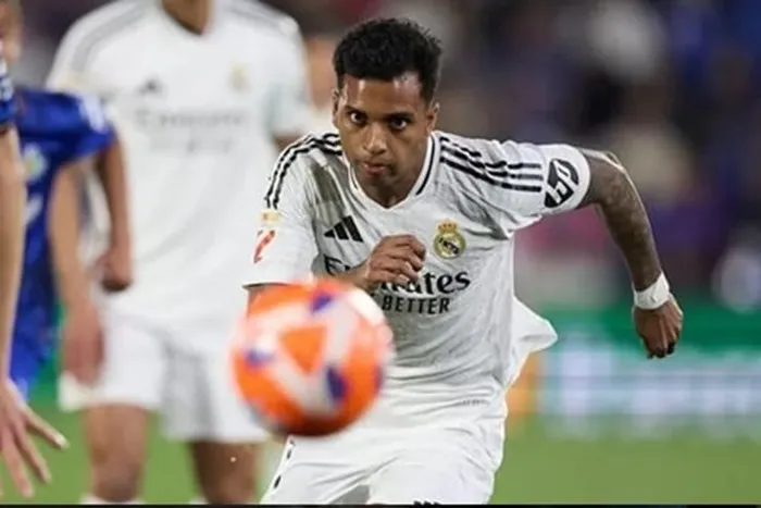 Liverpool đang có sẵn tiền để mua thêm tiền đạo như Rodrygo