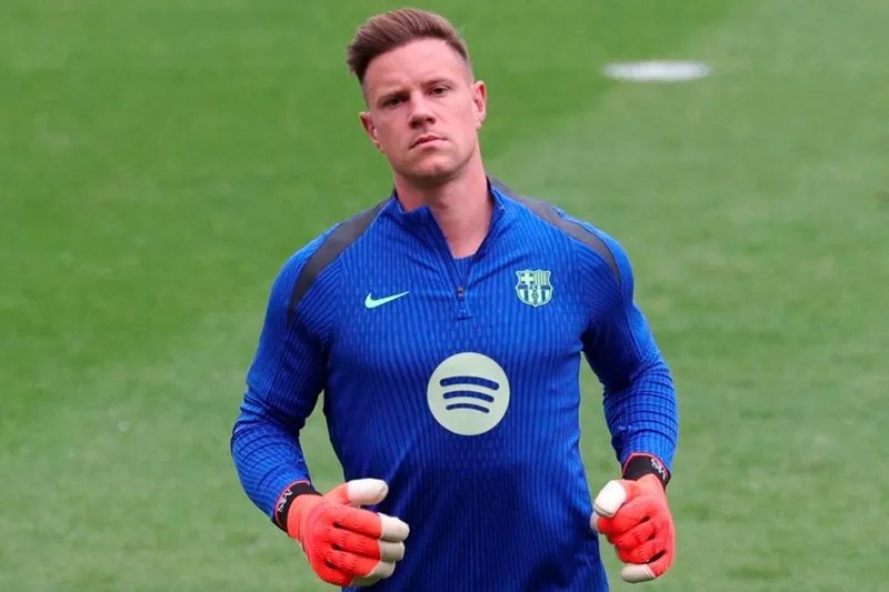 Barca quay xe trao lại băng đội trưởng cho Ter Stegen 2 Ter Stegen phản ứng bình tĩnh khi bị Barcelona tước băng đội trưởng |  CHUYÊN TRANG THỂ THAO