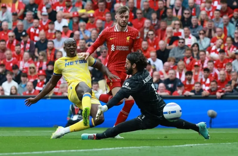 Crystal Palace cầm hòa Liverpool 1-1 hồi tháng 5
