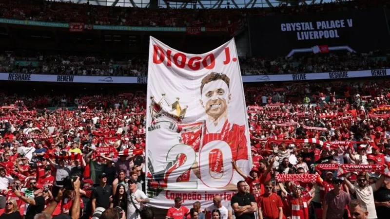 Các trận đấu vòng đầu tiên Ngoại hạng Anh mùa giải 2025-2026 sẽ dành một phút mặc niệm tưởng nhớ tiền đạo xấu số Diogo Jota của Liverpool và em trai Andre Silva.