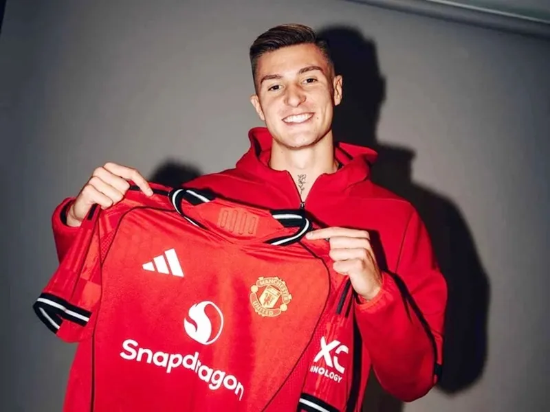 Tân binh Benjamin Sesko đã ‘sẵn sàng’ cho trận ra mắt với Arsenal